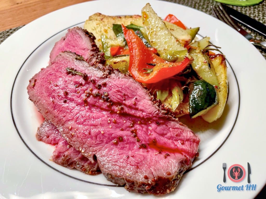 Bild: Roastbeef "Sous Vide" gegart mit Ofengemüse