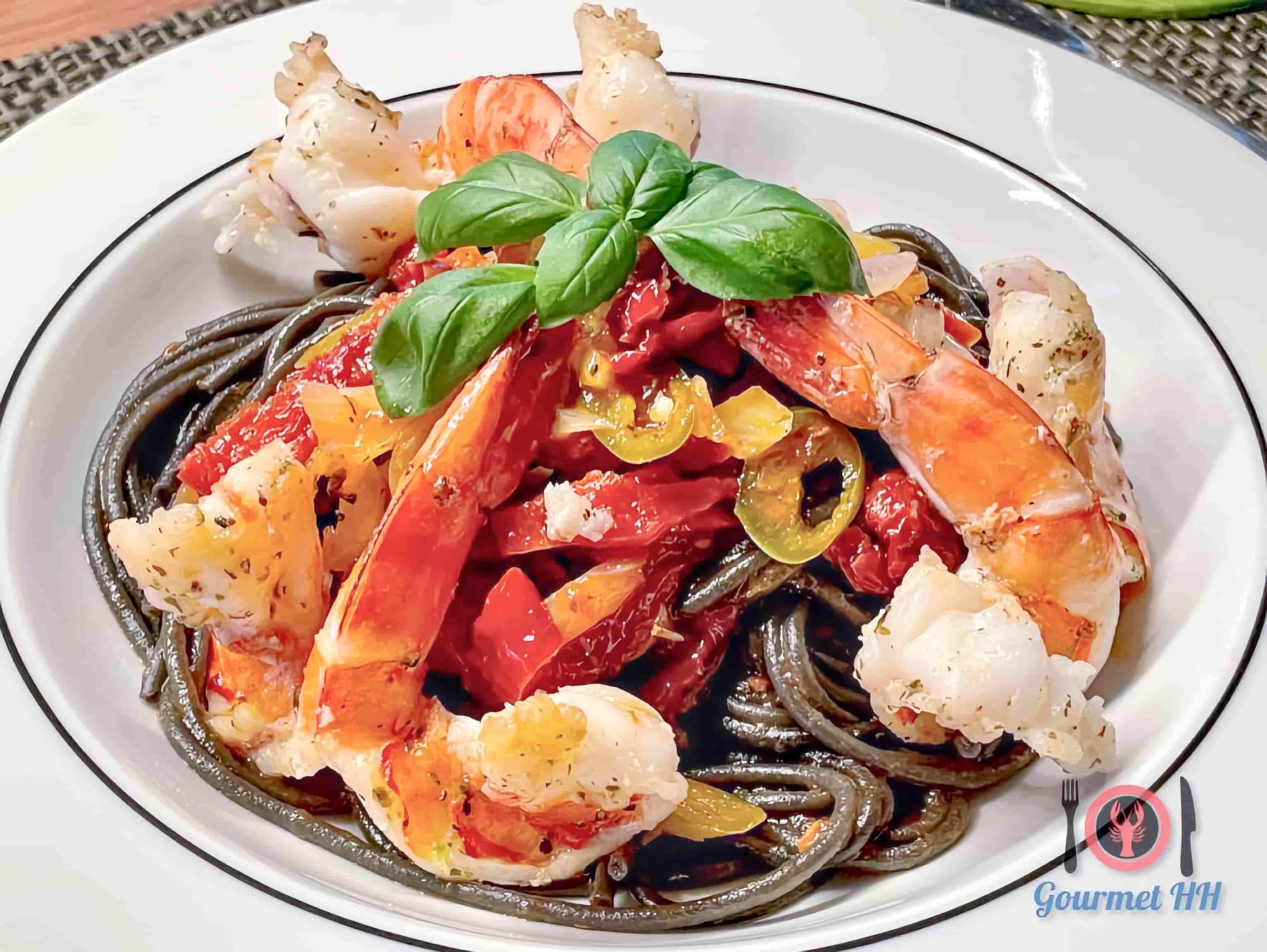 Bild: Spaghetti mit getrockneten Tomaten und Shrimps